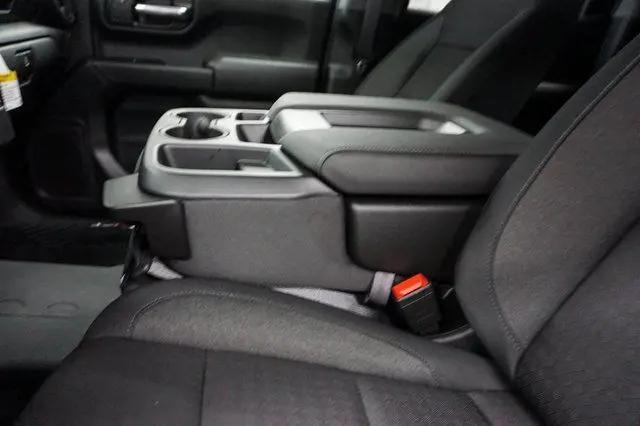 2026 Chevrolet Silverado 1500 4WD Crew Cab Short Bed Custom Trail Boss