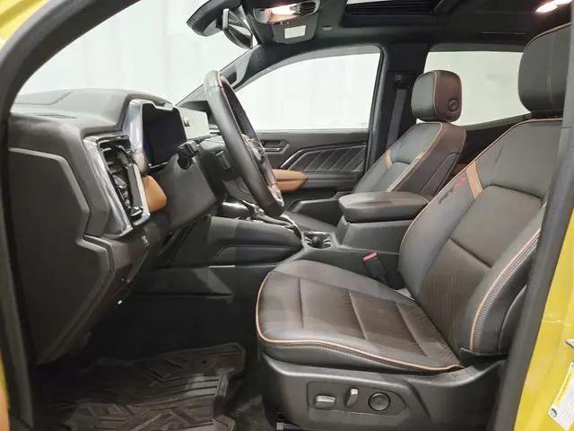 2024 GMC Canyon 4WD AT4