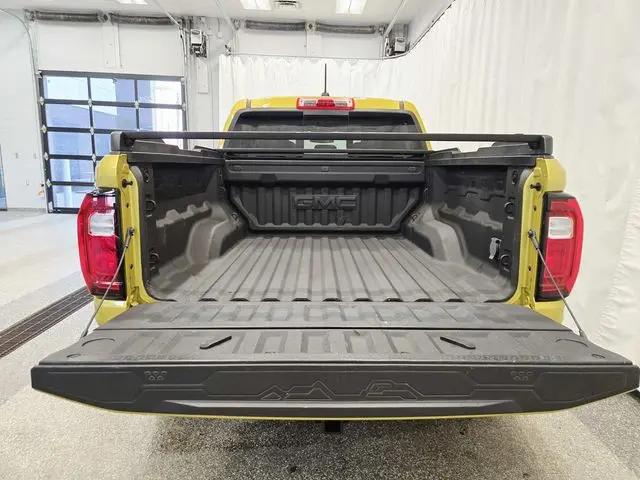 2024 GMC Canyon 4WD AT4