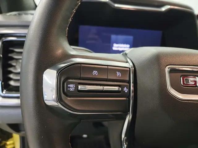 2024 GMC Canyon 4WD AT4