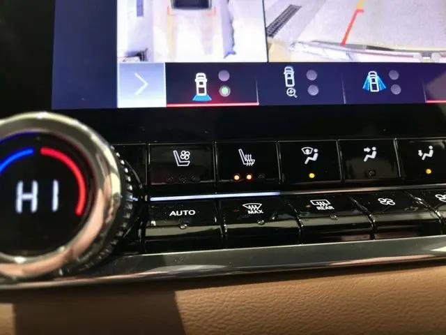 2024 GMC Canyon 4WD AT4