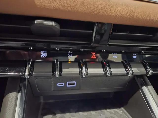 2024 GMC Canyon 4WD AT4