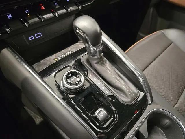 2024 GMC Canyon 4WD AT4