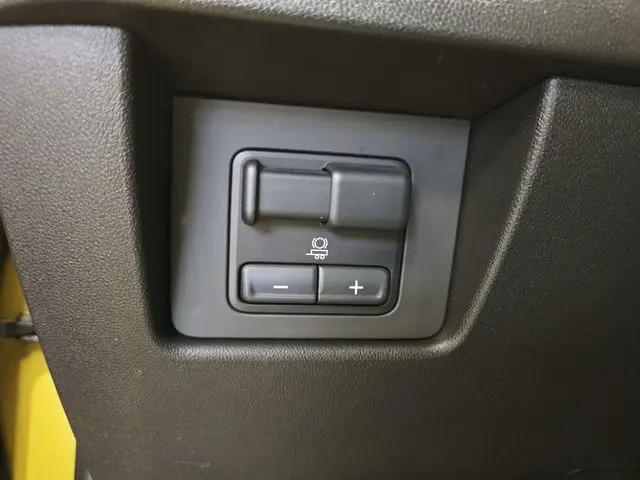 2024 GMC Canyon 4WD AT4