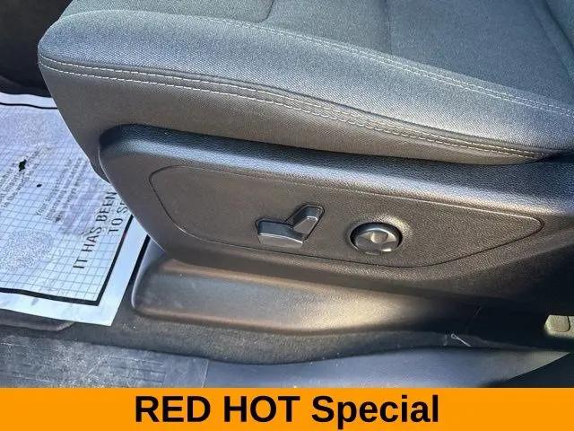 2021 Ram 1500 Big Horn Crew Cab 4x4 5'7" Box