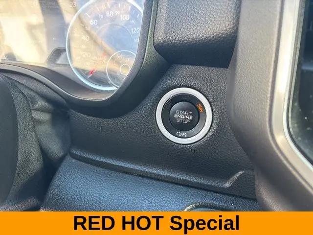 2021 Ram 1500 Big Horn Crew Cab 4x4 5'7" Box