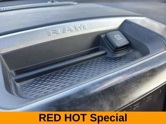 2021 Ram 1500 Big Horn Crew Cab 4x4 5'7" Box