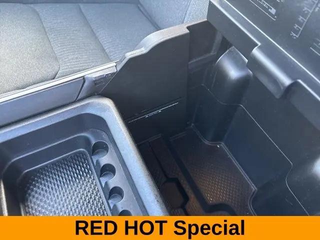 2021 Ram 1500 Big Horn Crew Cab 4x4 5'7" Box