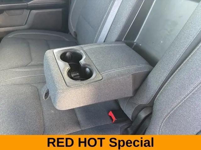 2021 Ram 1500 Big Horn Crew Cab 4x4 5'7" Box