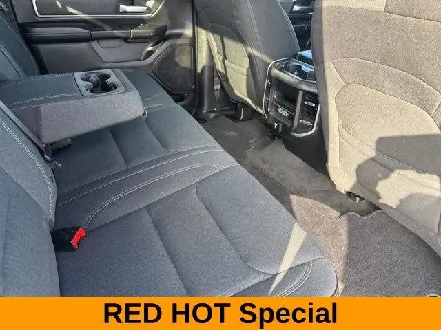 2021 Ram 1500 Big Horn Crew Cab 4x4 5'7" Box