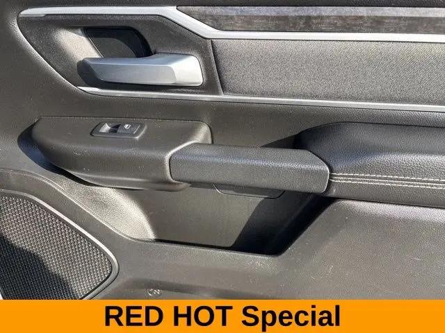 2021 Ram 1500 Big Horn Crew Cab 4x4 5'7" Box