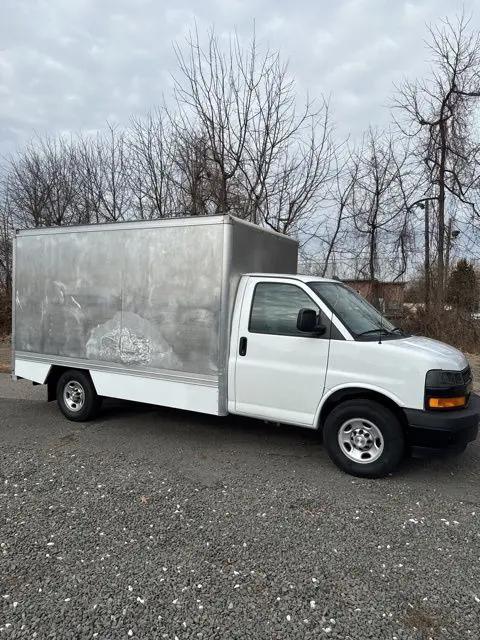 2023 Chevrolet Express Cutaway Work Van for sale in Burlington, NJ