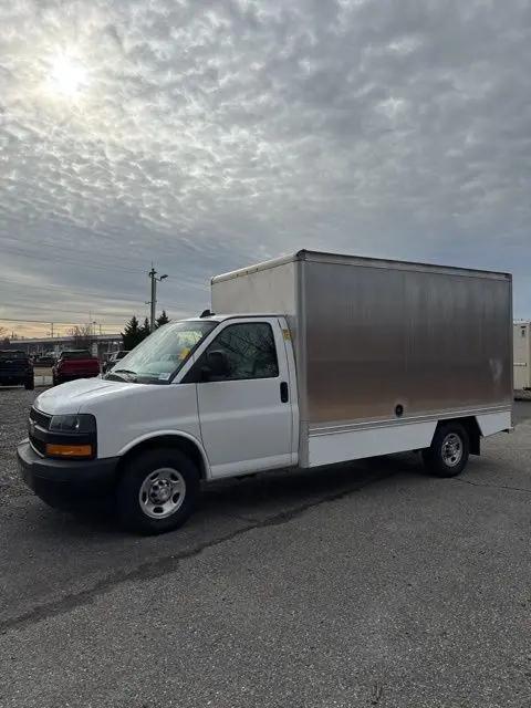 2023 Chevrolet Express Cutaway Work Van