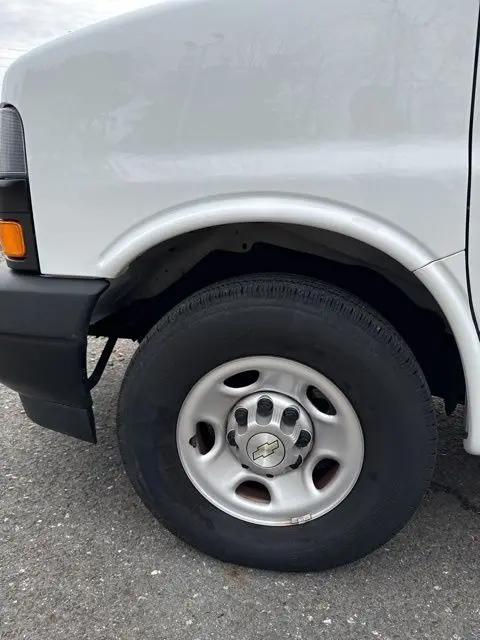 2023 Chevrolet Express Cutaway Work Van