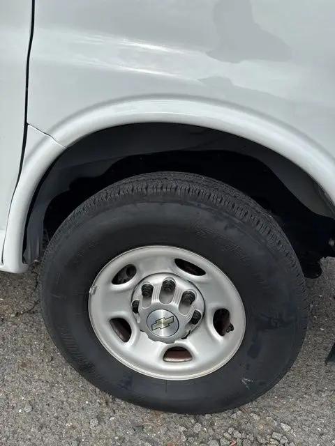 2023 Chevrolet Express Cutaway Work Van