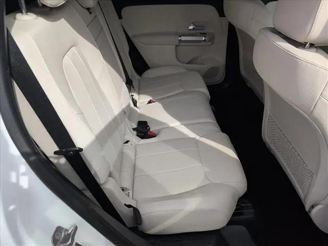 2025 Mercedes-Benz GLB 4MATIC