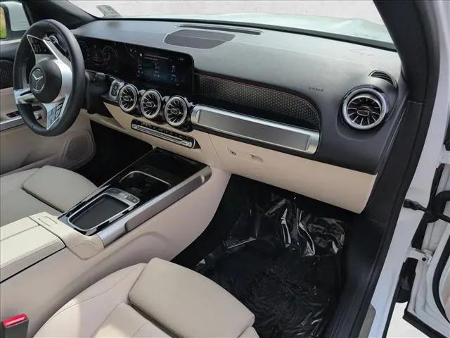 2025 Mercedes-Benz GLB 4MATIC
