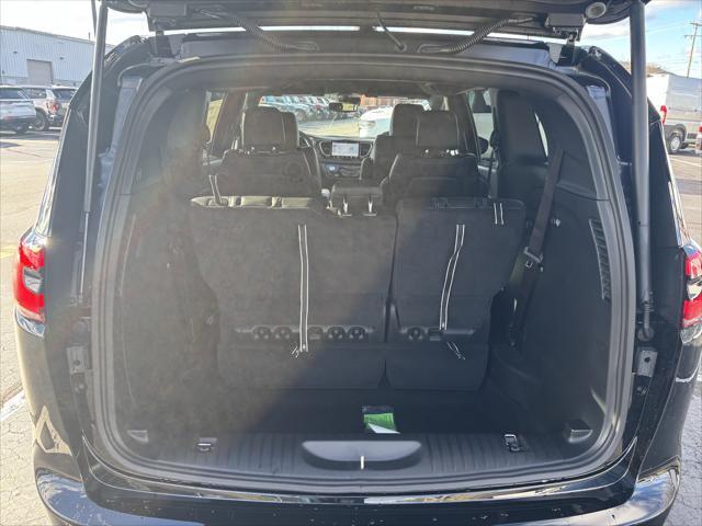 2026 Chrysler Pacifica Select AWD