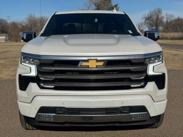 2022 Chevrolet Silverado 1500 4WD Crew Cab Short Bed High Country