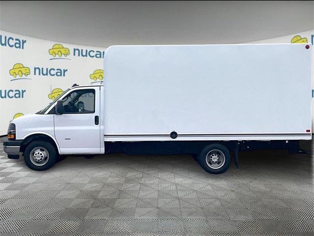 2024 Chevrolet Express Cutaway Work Van