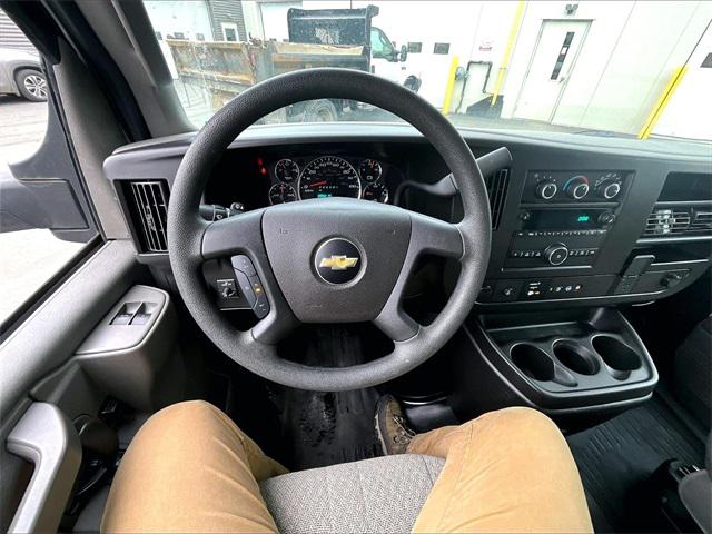 2024 Chevrolet Express Cutaway Work Van