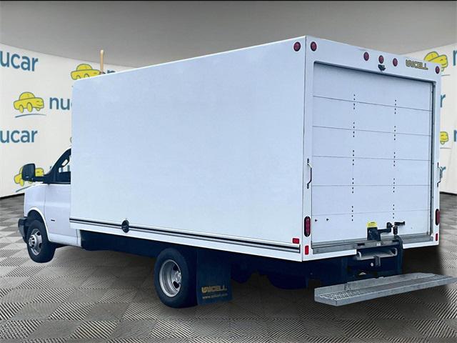 2024 Chevrolet Express Cutaway Work Van