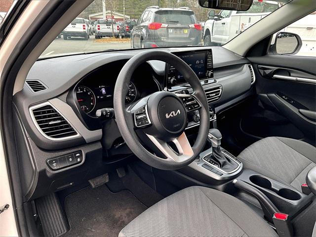 2023 Kia Seltos LX