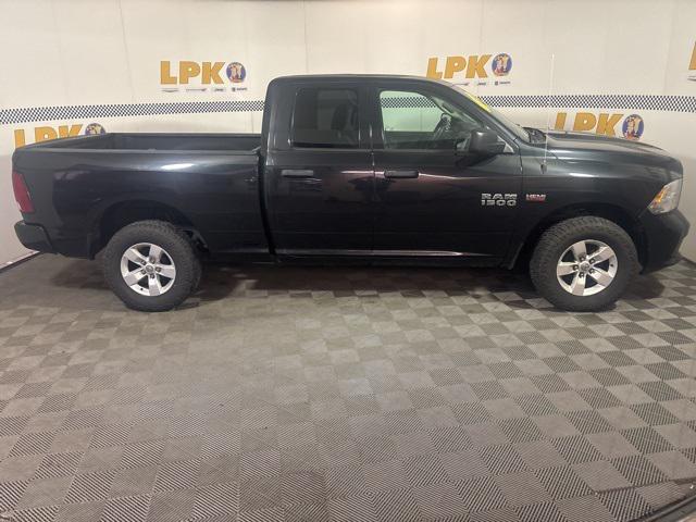 2018 RAM 1500 Express Quad Cab 4x4 64 Box