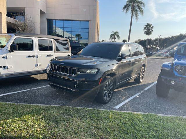 2022 Jeep Grand Cherokee L Overland 4x4 2022 Jeep Grand Cherokee L Overland 4x4