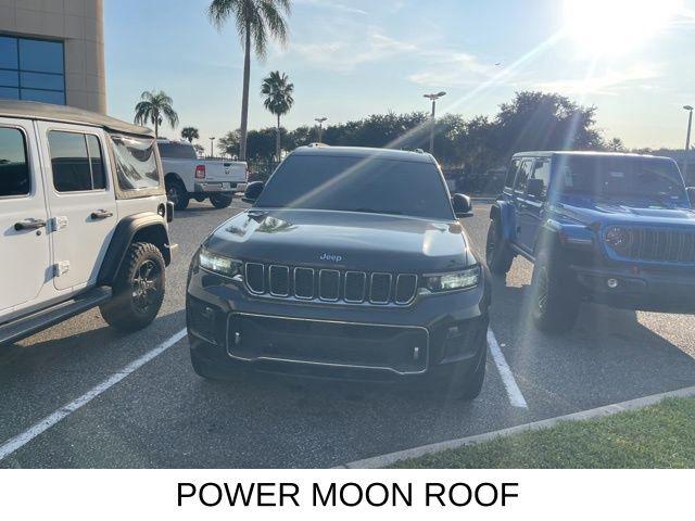 2022 Jeep Grand Cherokee L Overland 4x4 2022 Jeep Grand Cherokee L Overland 4x4