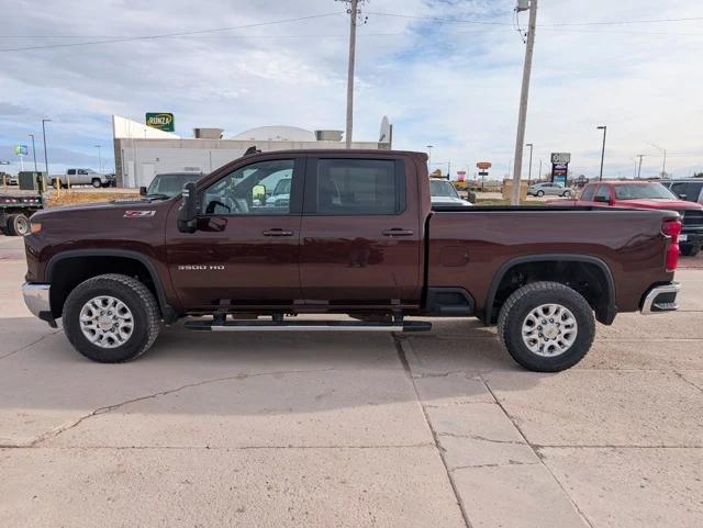 2024 Chevrolet Silverado 3500HD 4WD Crew Cab Standard Bed LT