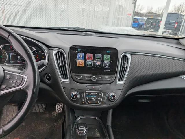 2017 Chevrolet Malibu Hybrid Hybrid 2017 Chevrolet Malibu Hybrid Hybrid