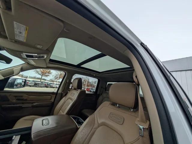 2019 RAM 1500 Longhorn Crew Cab 4x4 57 Box 2019 RAM 1500 Longhorn Crew Cab 4x4 57 Box