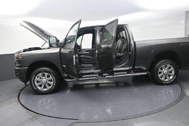 2026 Ram 2500 Laramie Crew Cab 4x4 64 Box