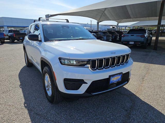 2023 Jeep Grand Cherokee Laredo 4x4