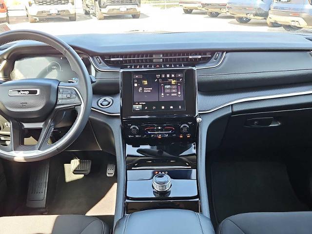 2023 Jeep Grand Cherokee Laredo 4x4