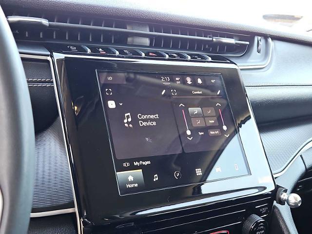 2023 Jeep Grand Cherokee Laredo 4x4