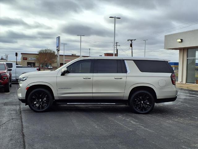 2022 Chevrolet Suburban 2WD LT