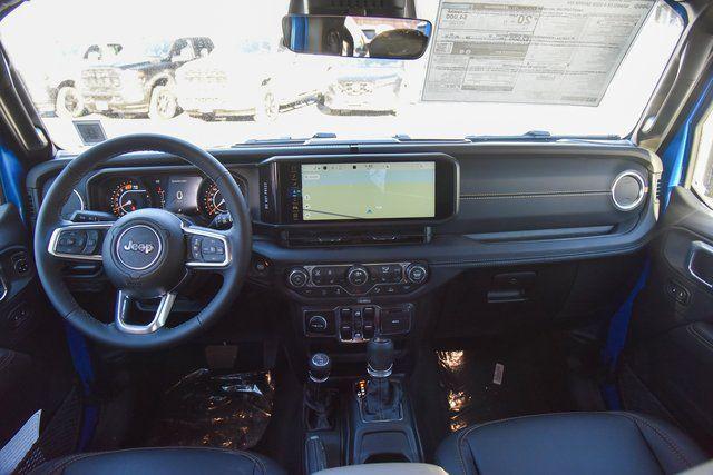 2026 Jeep Wrangler 4-Door Sahara 4x4