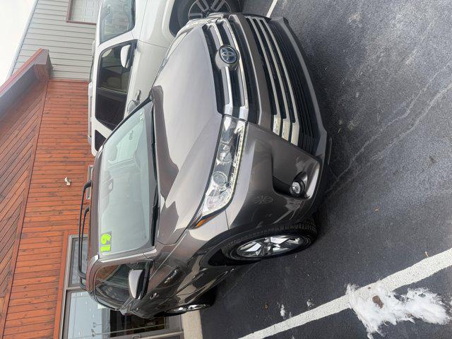 2019 Toyota Highlander Hybrid Limited for sale in Pleasant Gap, PA