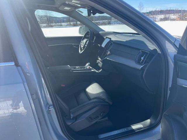 2026 Volvo XC90 Ultra, B6 AWD Gas (mild hybrid), Gasoline, Bright, 7 Seats