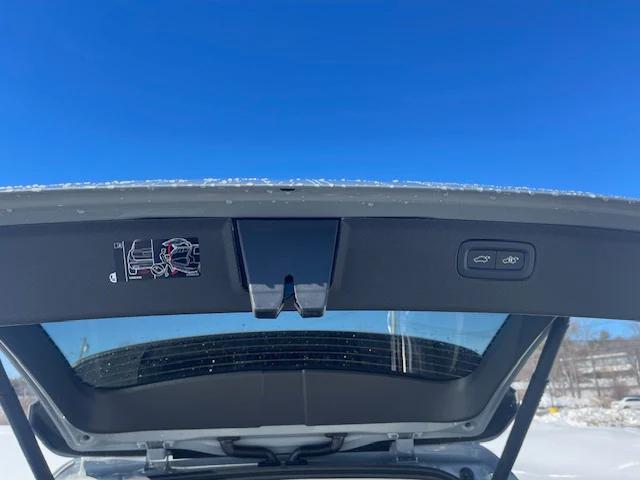 2026 Volvo XC90 Ultra, B6 AWD Gas (mild hybrid), Gasoline, Bright, 7 Seats