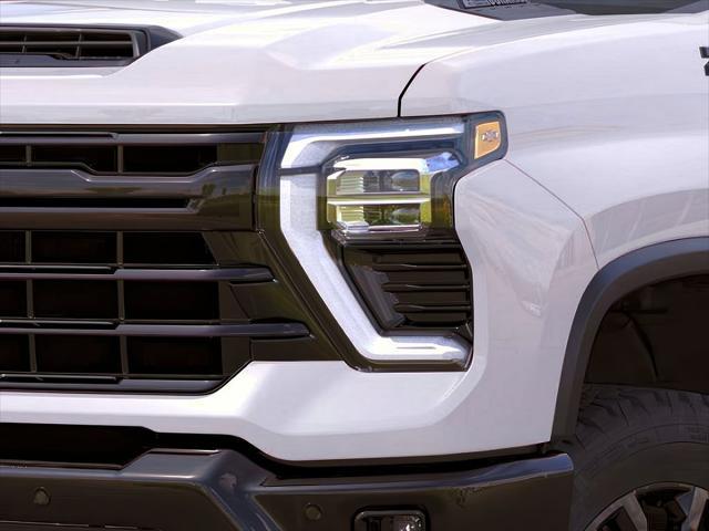 2025 Chevrolet Silverado 2500HD 4WD Crew Cab Long Bed LT