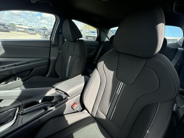 2026 Hyundai Elantra SEL Sport