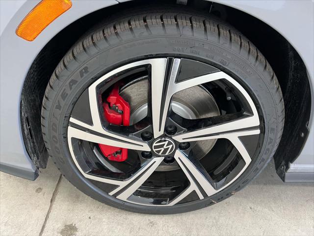 2026 Volkswagen Golf GTI SE