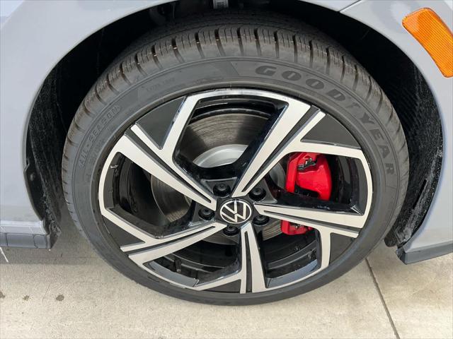 2026 Volkswagen Golf GTI SE
