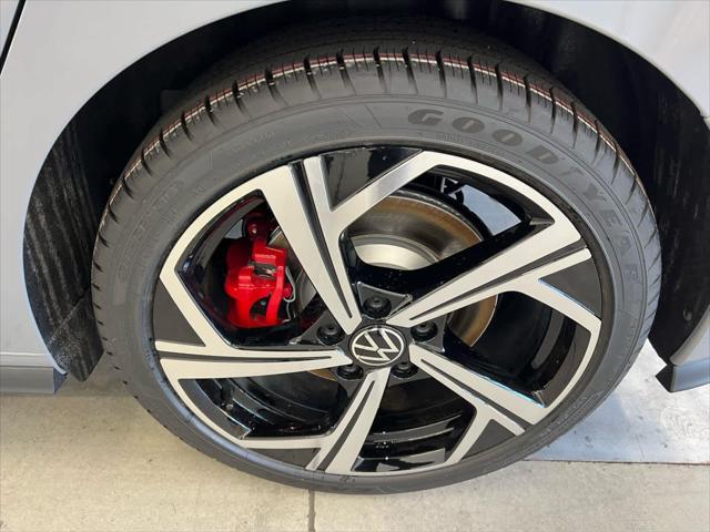 2026 Volkswagen Golf GTI SE