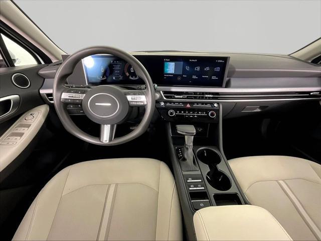 2025 Hyundai Sonata SE