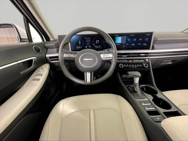 2025 Hyundai Sonata SE