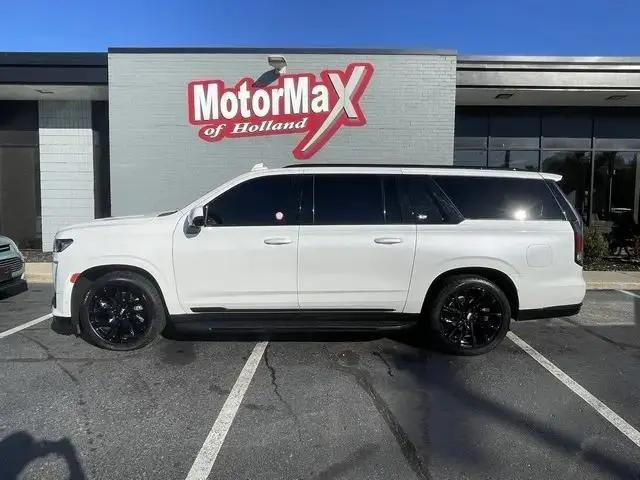 2022 Cadillac Escalade ESV 4WD Sport Platinum for sale in Holland, MI